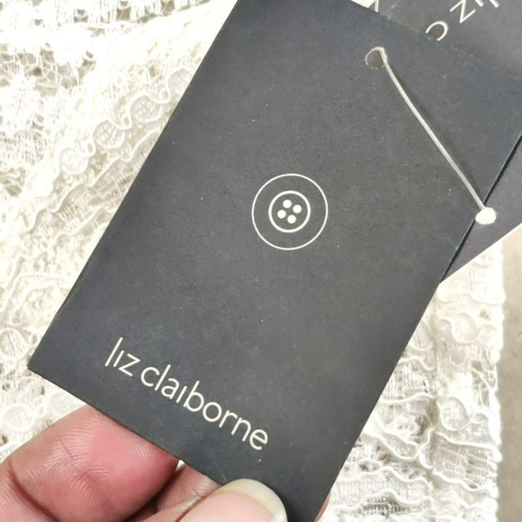 NWT Liz Claiborne Size M White Sheer Lace Button Down Short Sleeve Blouse - Picture 11 of 15